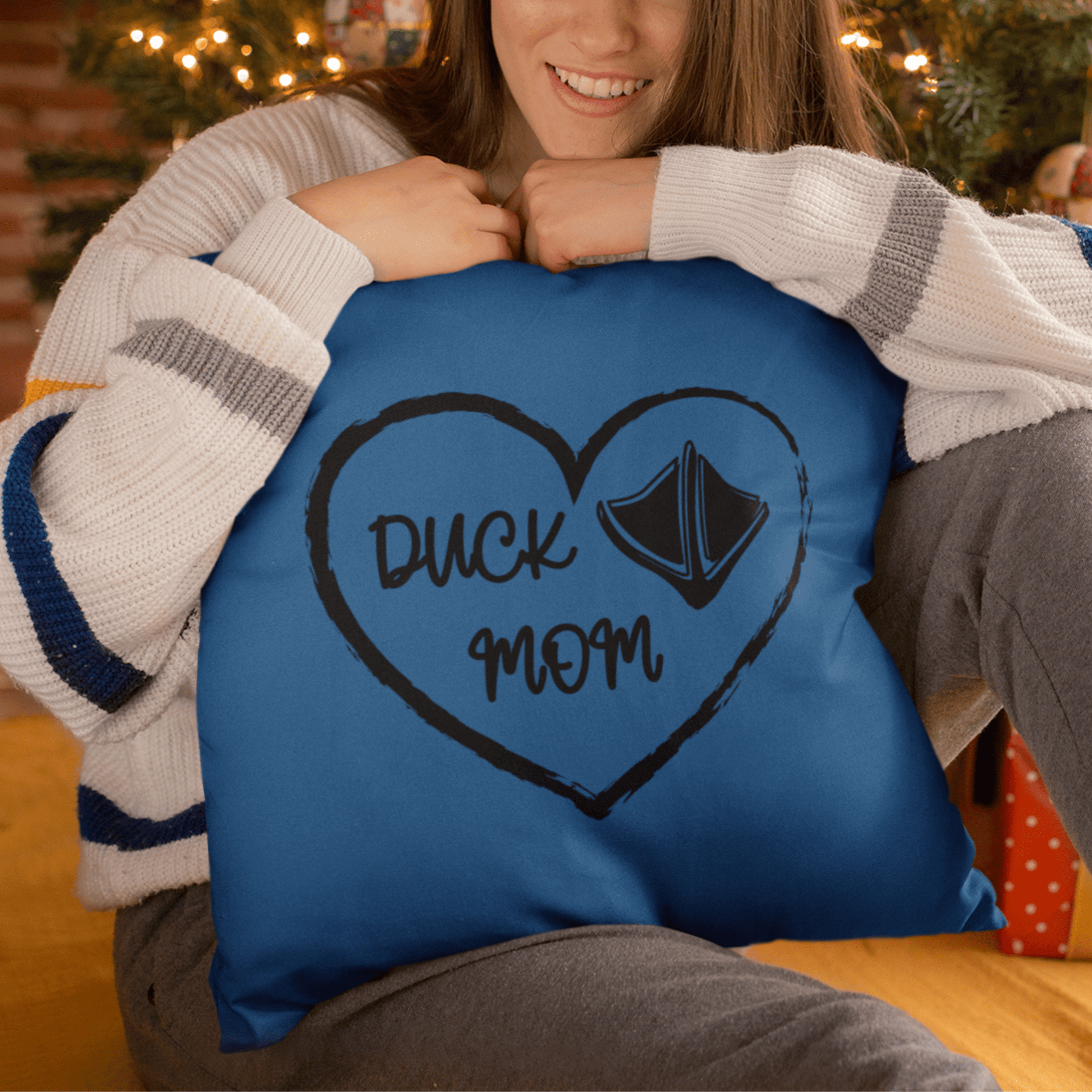 Home Decor Duck Mom Throw Pillow, Mom Gift,